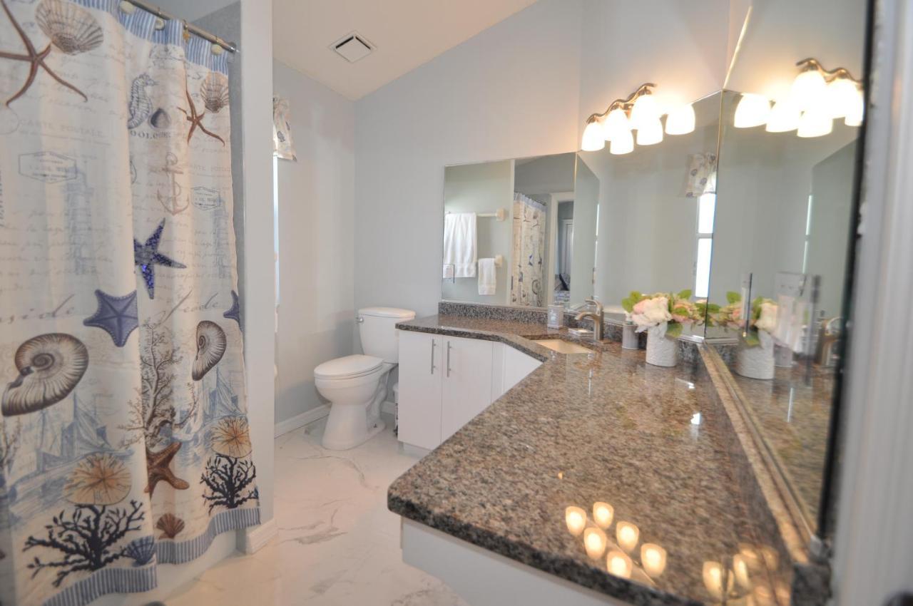 Sunset Bay Beautiful Pool Home - Bring Your Boat Or Jet Ski - Canal With Dock- Sleeps 10 - 4 Bd Palm Coast Buitenkant foto