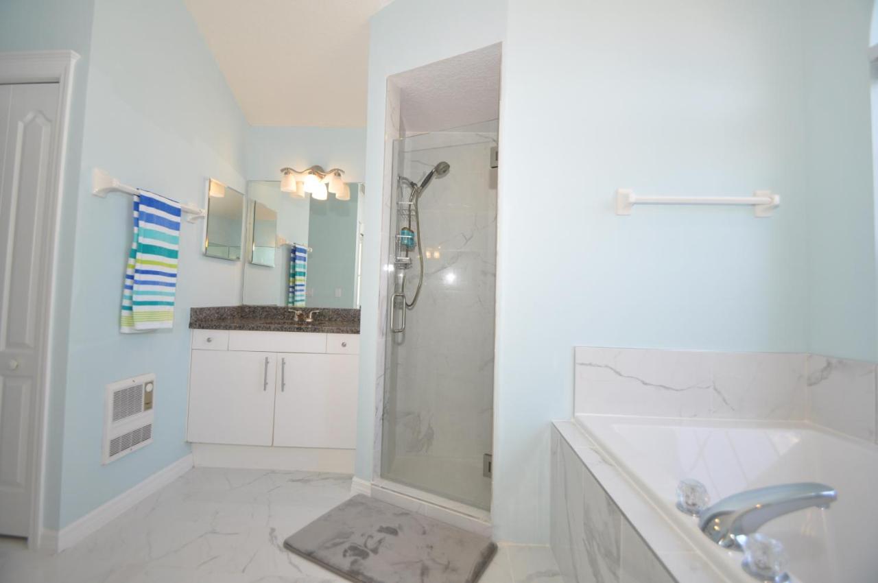 Sunset Bay Beautiful Pool Home - Bring Your Boat Or Jet Ski - Canal With Dock- Sleeps 10 - 4 Bd Palm Coast Buitenkant foto